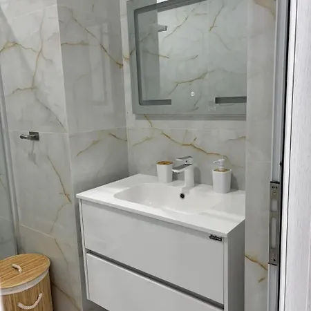 Apartman Pami Néa Péramos