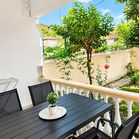 Pami Greece Apartmán *